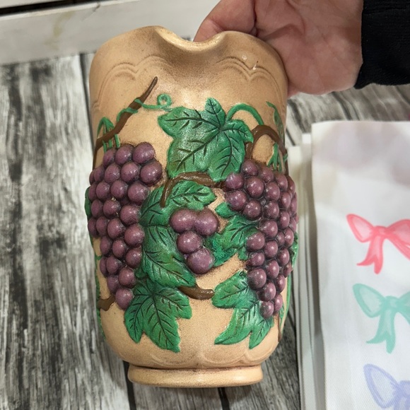 Vintage 1965 Grape Vine Ceramic Pitcher - Brown and Green - Picture 7 of 9